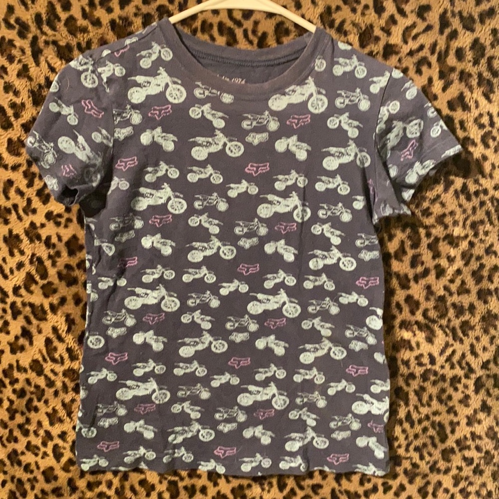 Fox Tee